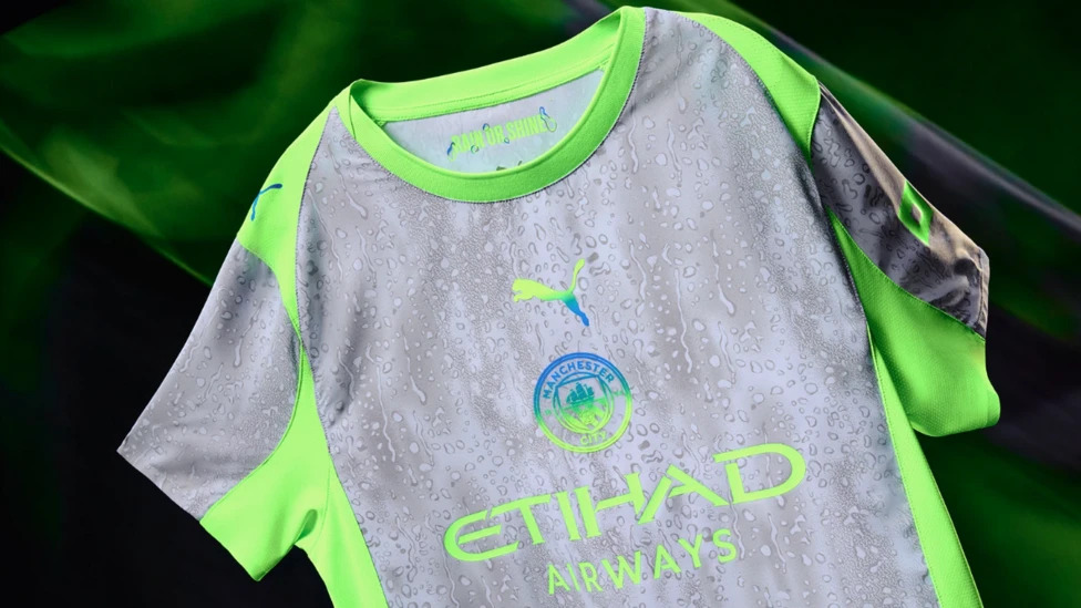 Manchester City, Nottingham Forest Deplasmanında “Yağmur” Temalı 3. Formasıyla Sahada Olacak!